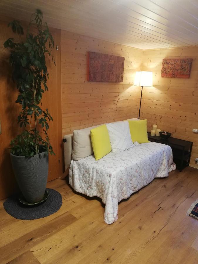 Gemuetliche Wohnung In Einfamilienhaus อัลเบอร์ชเวนเดอ ภายนอก รูปภาพ
